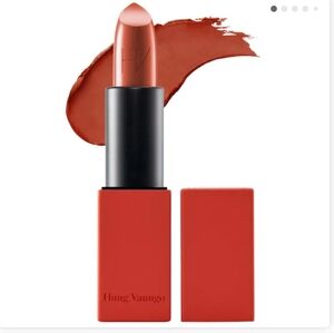 Hung Vanngo Creamy Matte Lipstick- Phanat Nikhom NWT